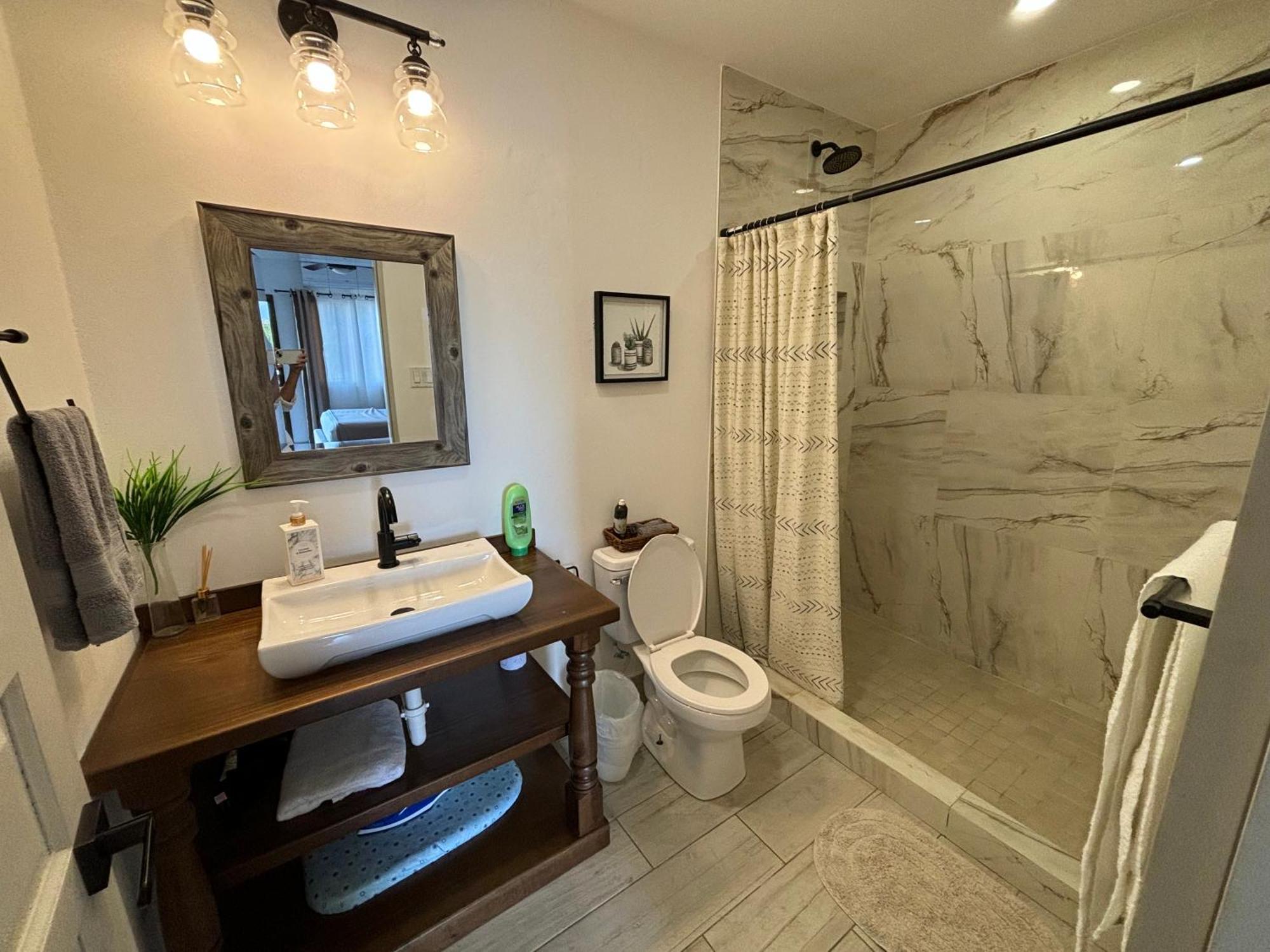 Stylish Apartments Near Best Western Hotel Belize City Luaran gambar